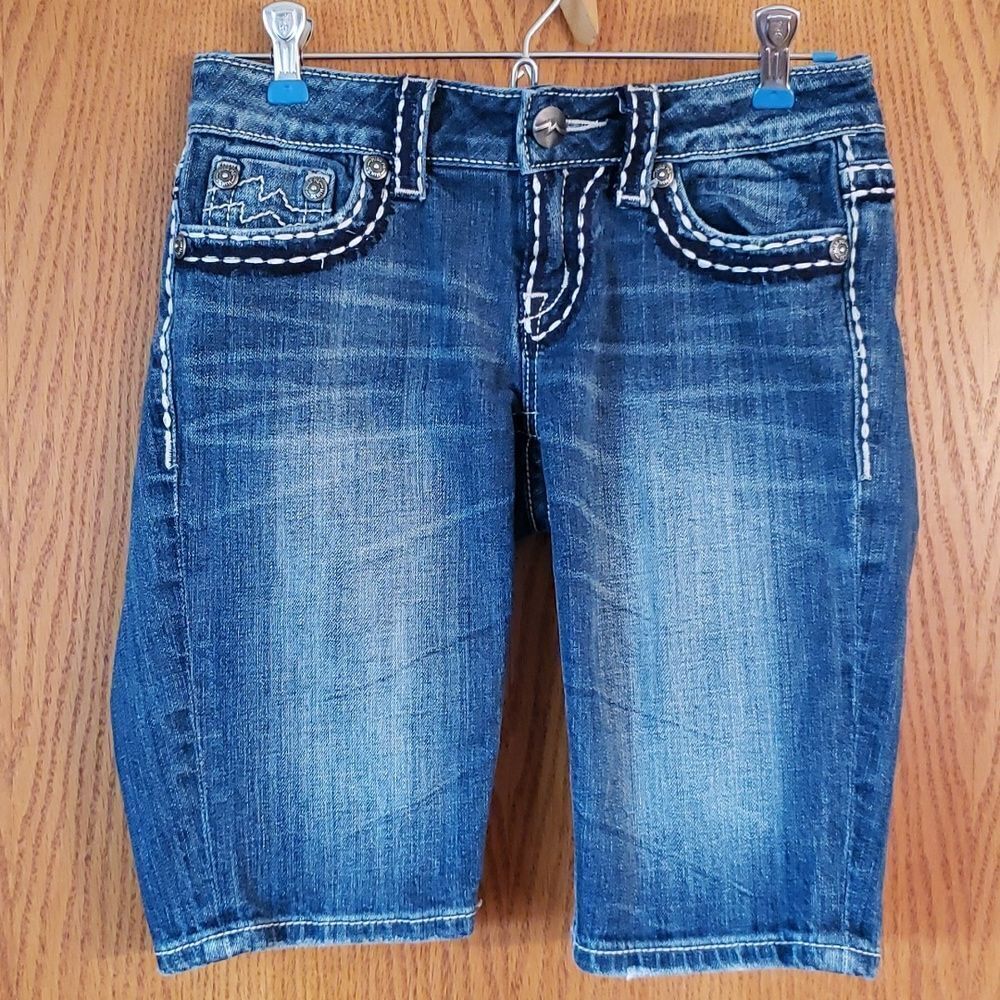 EUC Miss Me Denim Blue Jean Irene Bermuda Shorts Sz 26